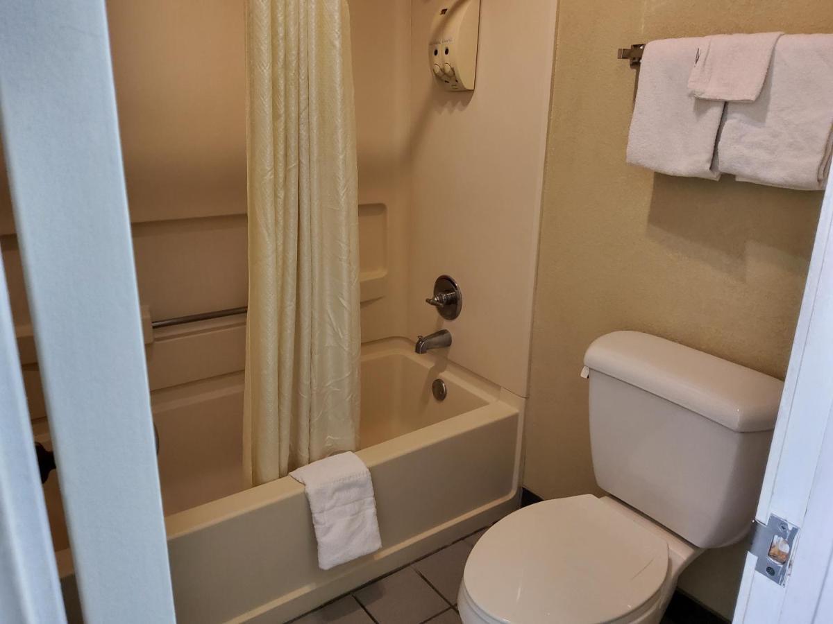 Budget Inn テクサーカナ エクステリア 写真