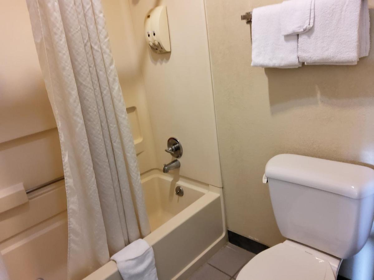 Budget Inn テクサーカナ エクステリア 写真